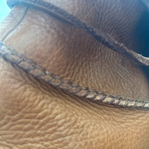 UGG Tan Ankle Boots with Cream Fleece - Picture 8 of 11